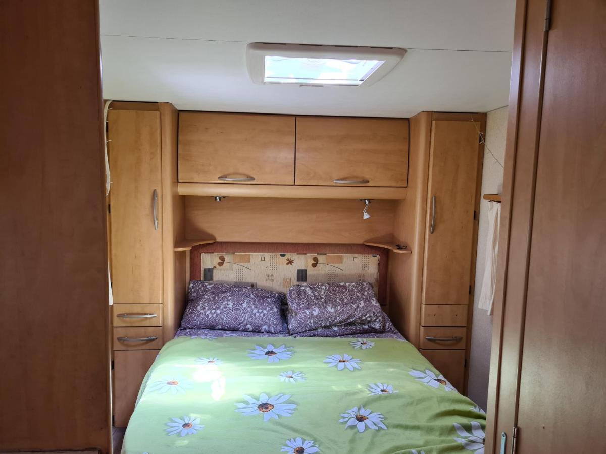 Kamp alanı Caravan Lara1